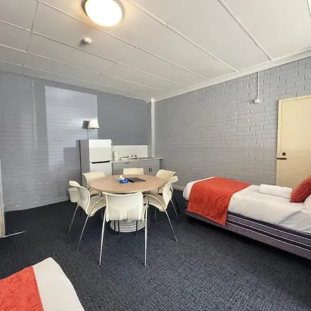 Princes Lodge Motel-2